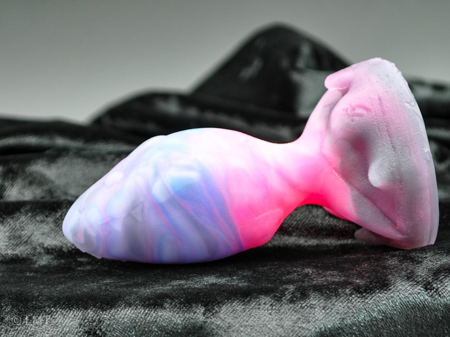 Small Amity the Shork! MEDIUM (00-50) UV Reactive!