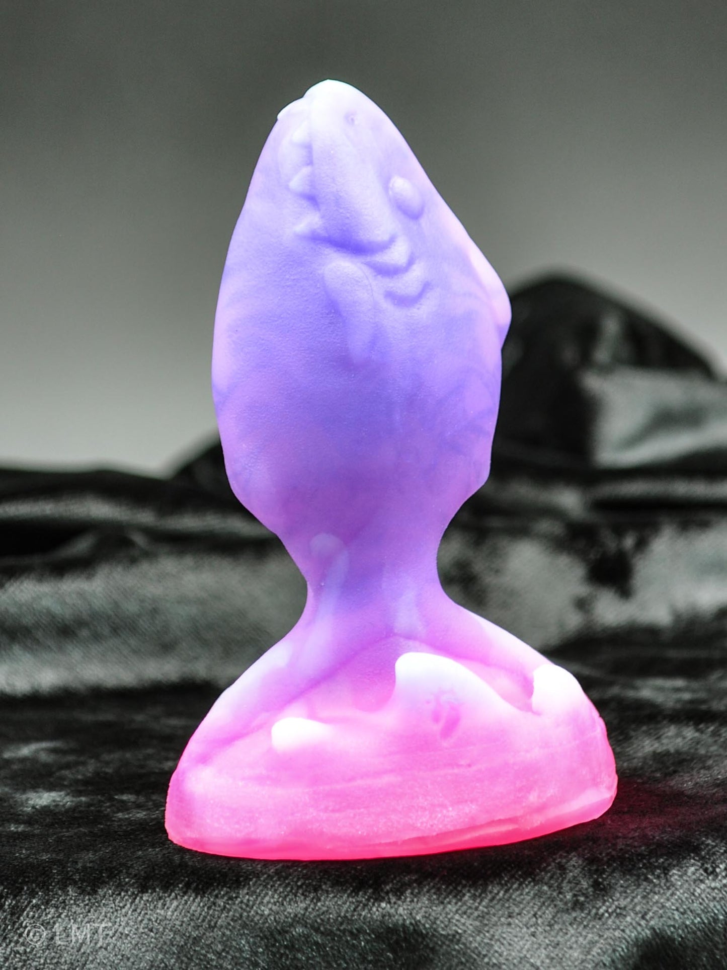 Small Amity the Shork! MEDIUM (00-50) UV Reactive!