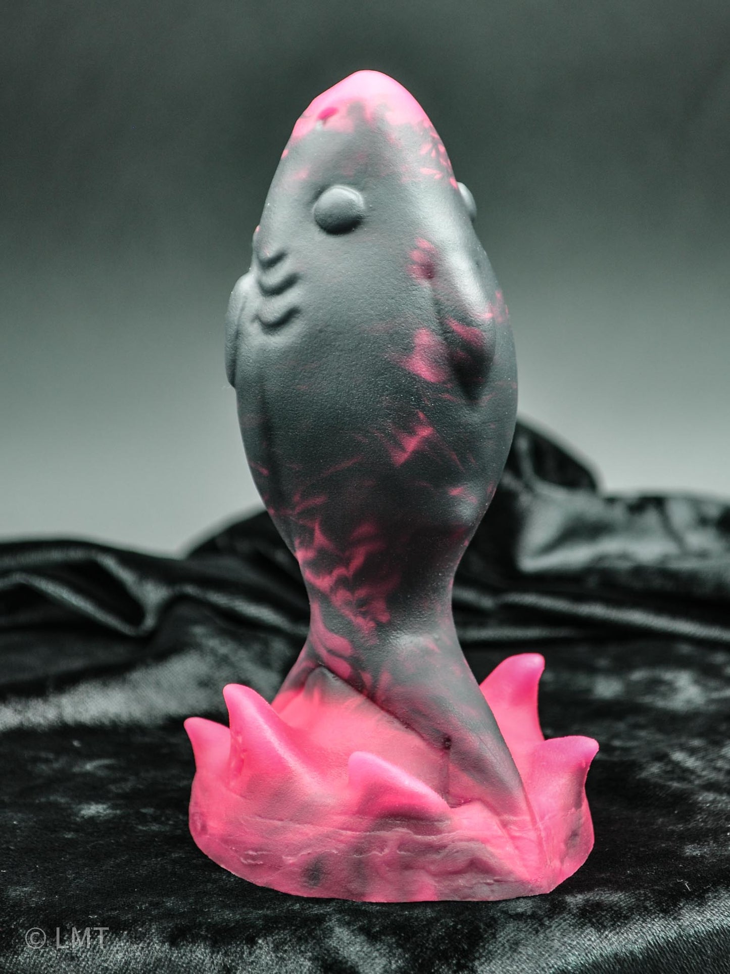 LARGE Amity the Shork! Medium (00-50)