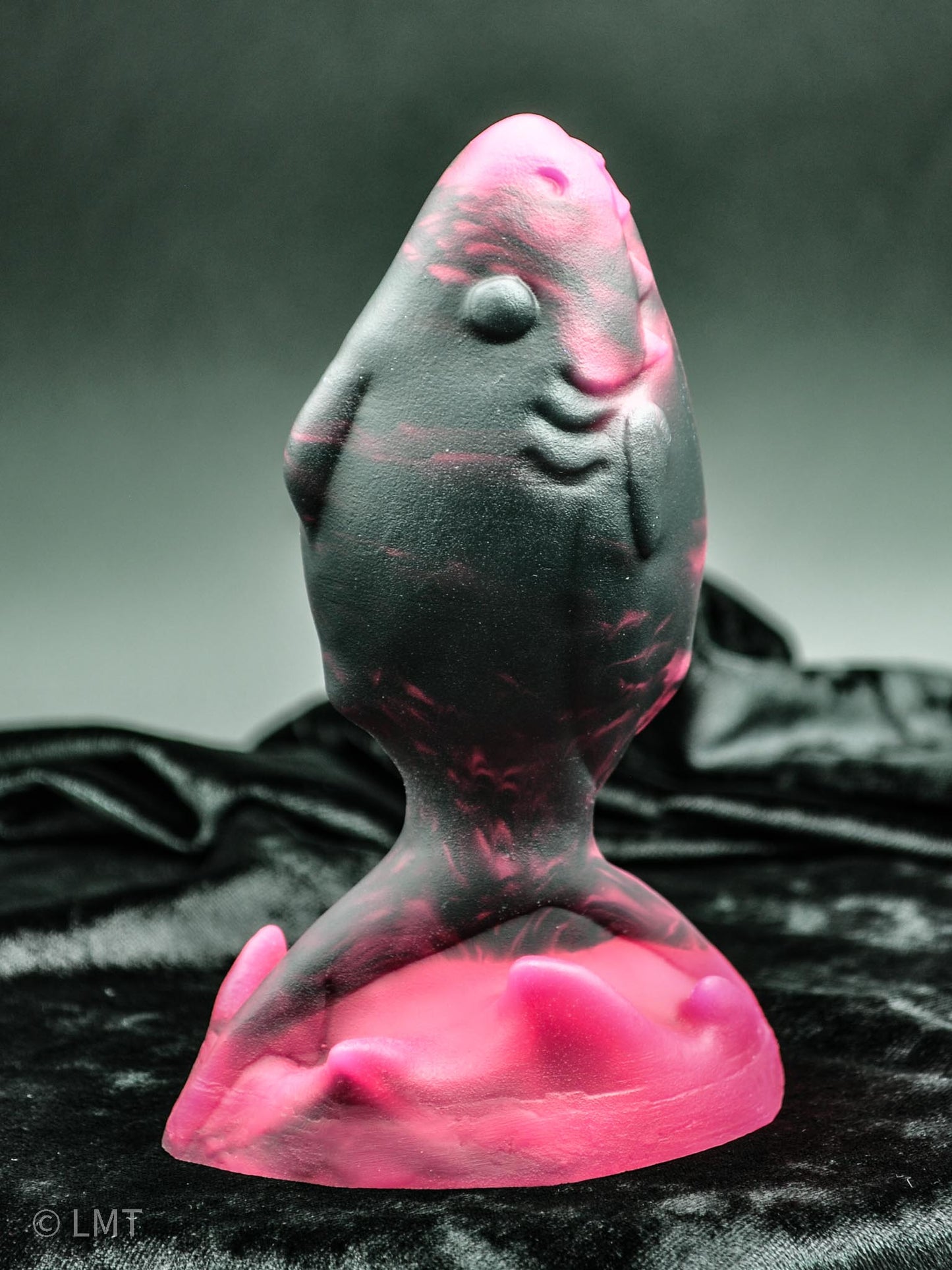 LARGE Amity the Shork! Medium (00-50)