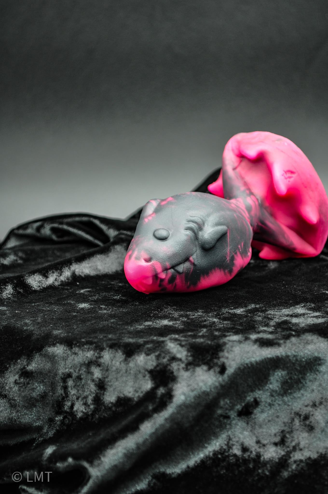 LARGE Amity the Shork! Medium (00-50)