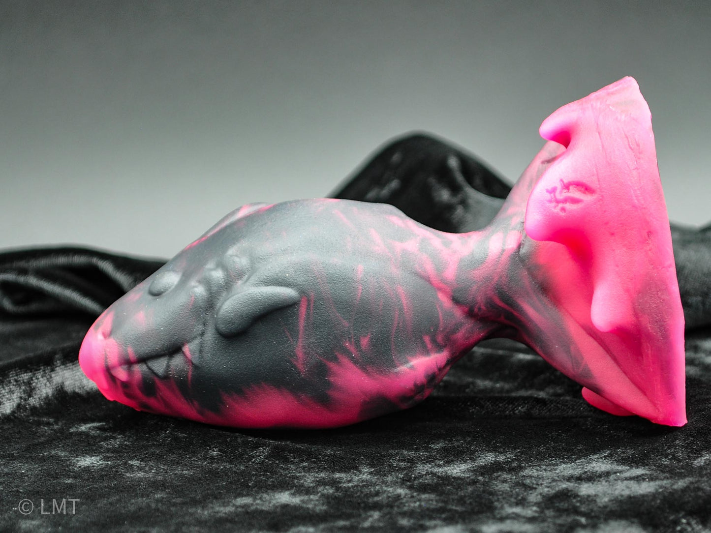 LARGE Amity the Shork! Medium (00-50)